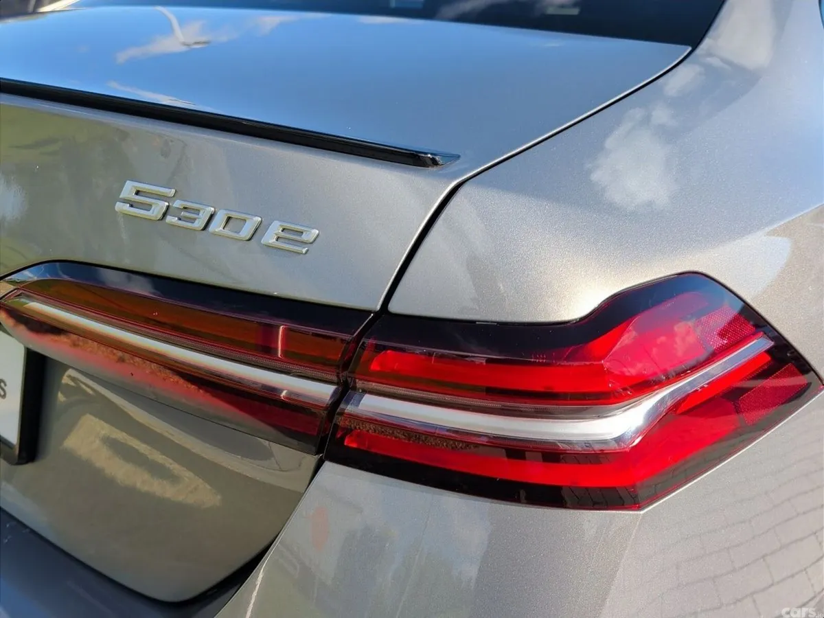 BMW 5-Series Saloon, Petrol Plug-in Hybrid, 2026, Grey