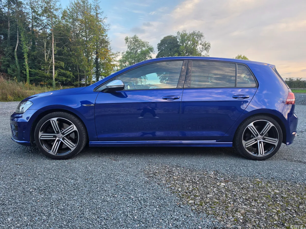 Volkswagen Golf Hatchback, Petrol, 2017, Blue