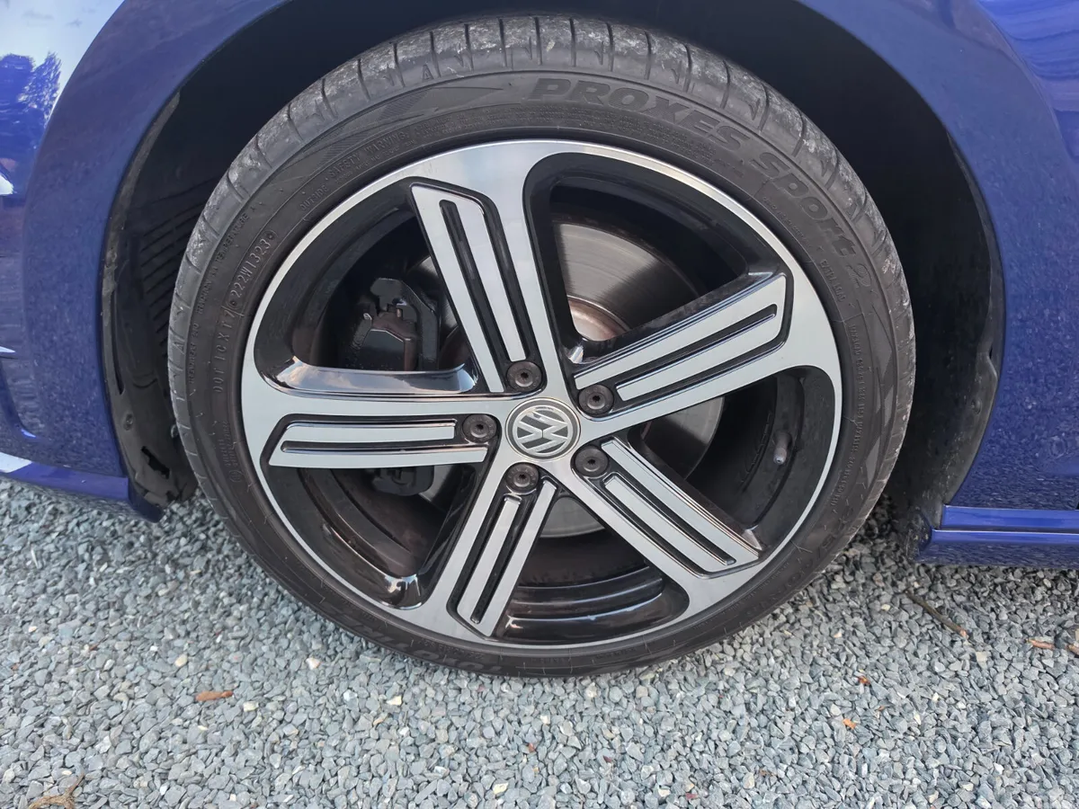 Volkswagen Golf Hatchback, Petrol, 2017, Blue