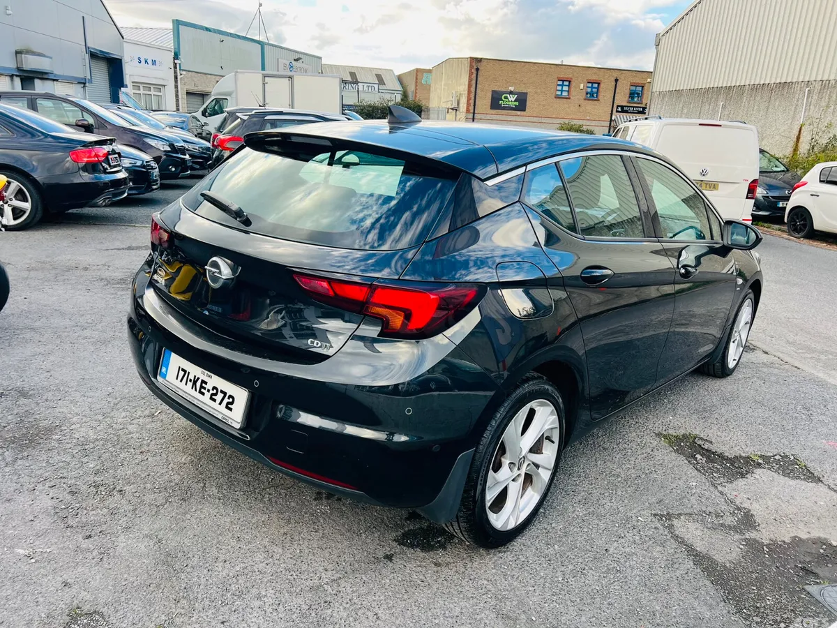 Opel Astra Hatchback, Diesel, 2017, Black