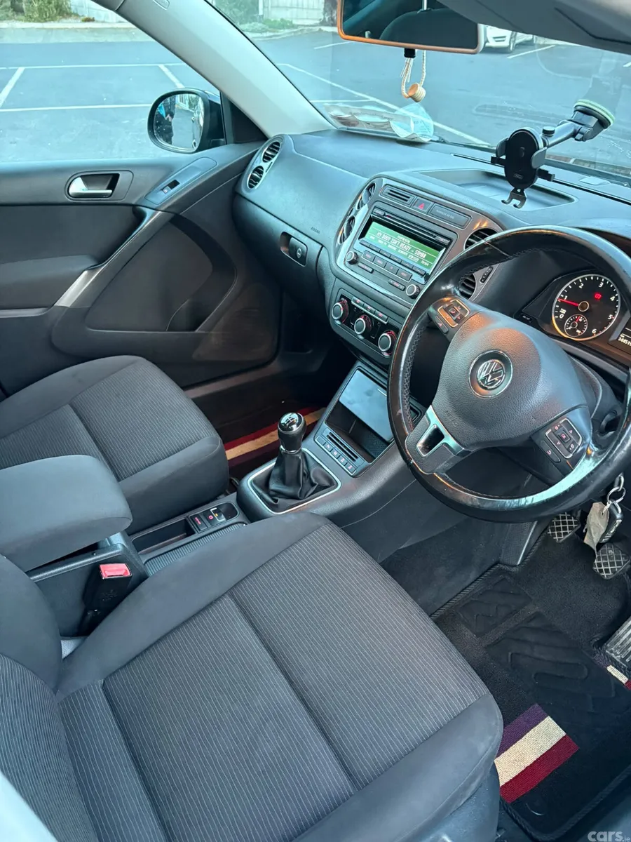 Volkswagen Tiguan SUV, Diesel, 2014, Black