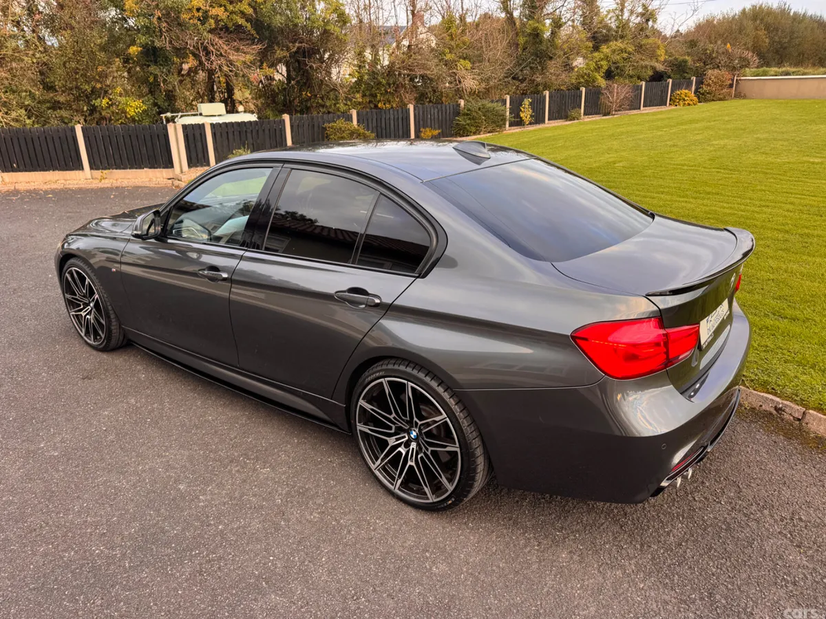 BMW 3-Series Saloon, Diesel, 2017, Grey