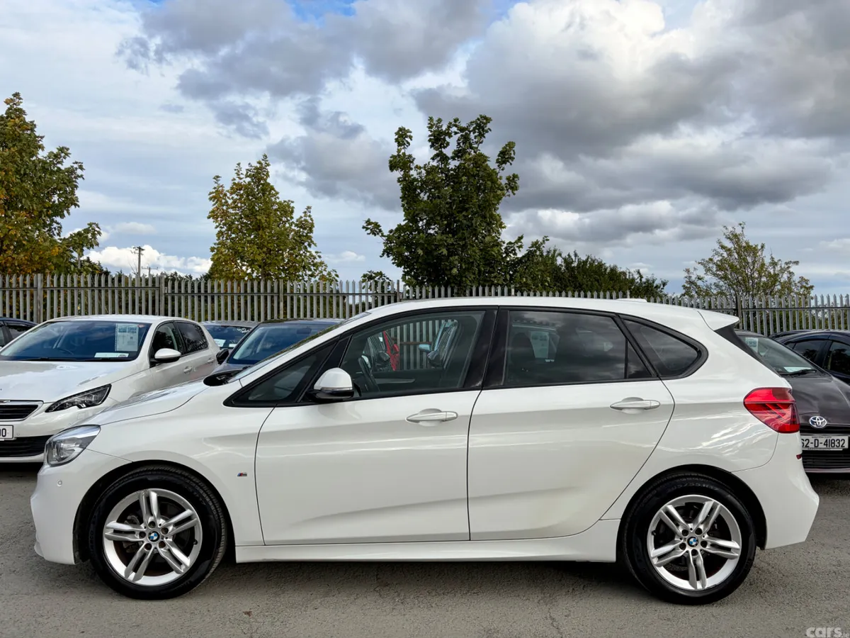BMW 2-Series Hatchback, Diesel, 2018, White