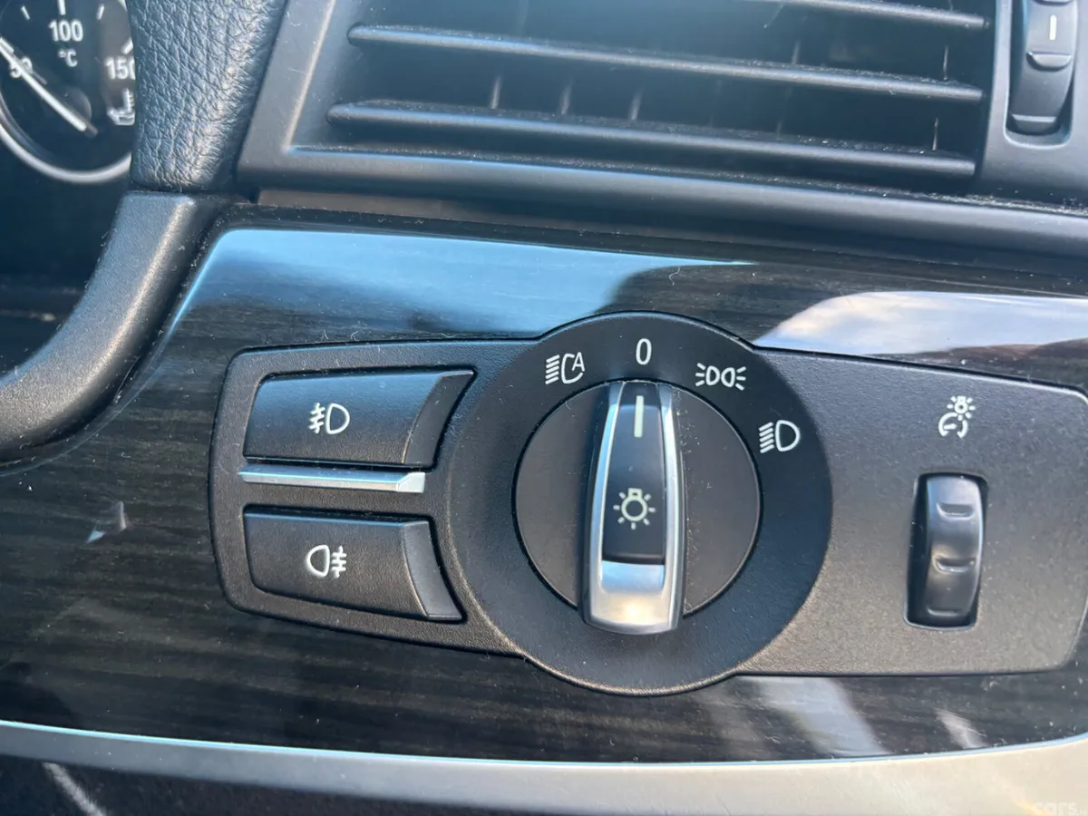 BMW 5-Series Saloon, Diesel, 2014, Blue