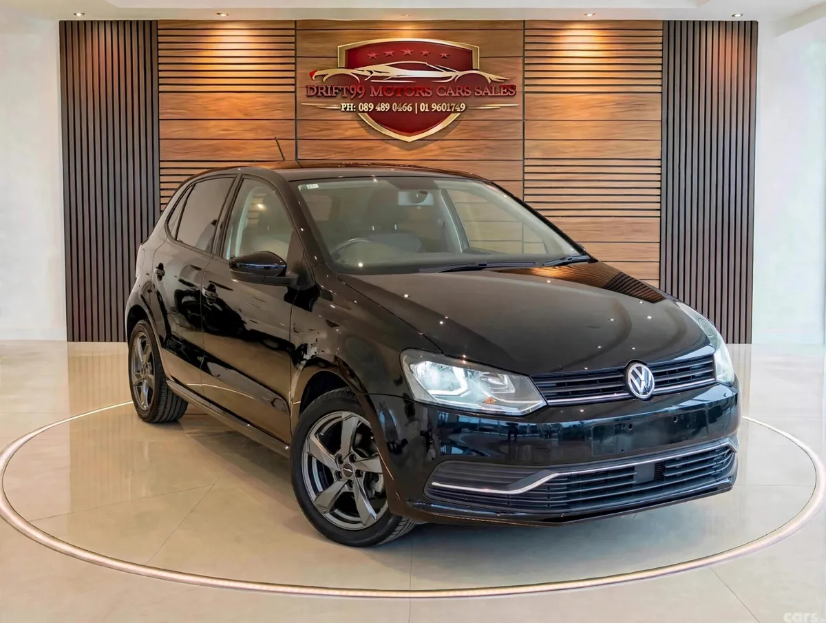 Volkswagen Polo Hatchback, Petrol, 2015, Black