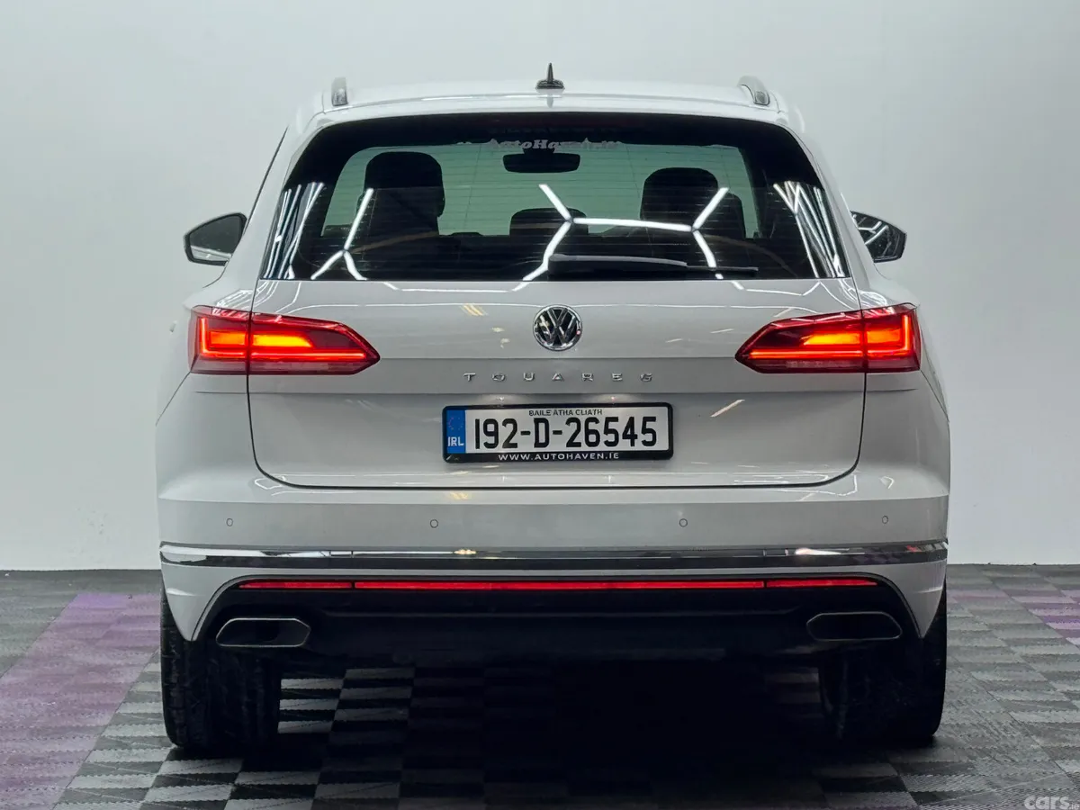 Volkswagen Touareg SUV, Diesel, 2019, White