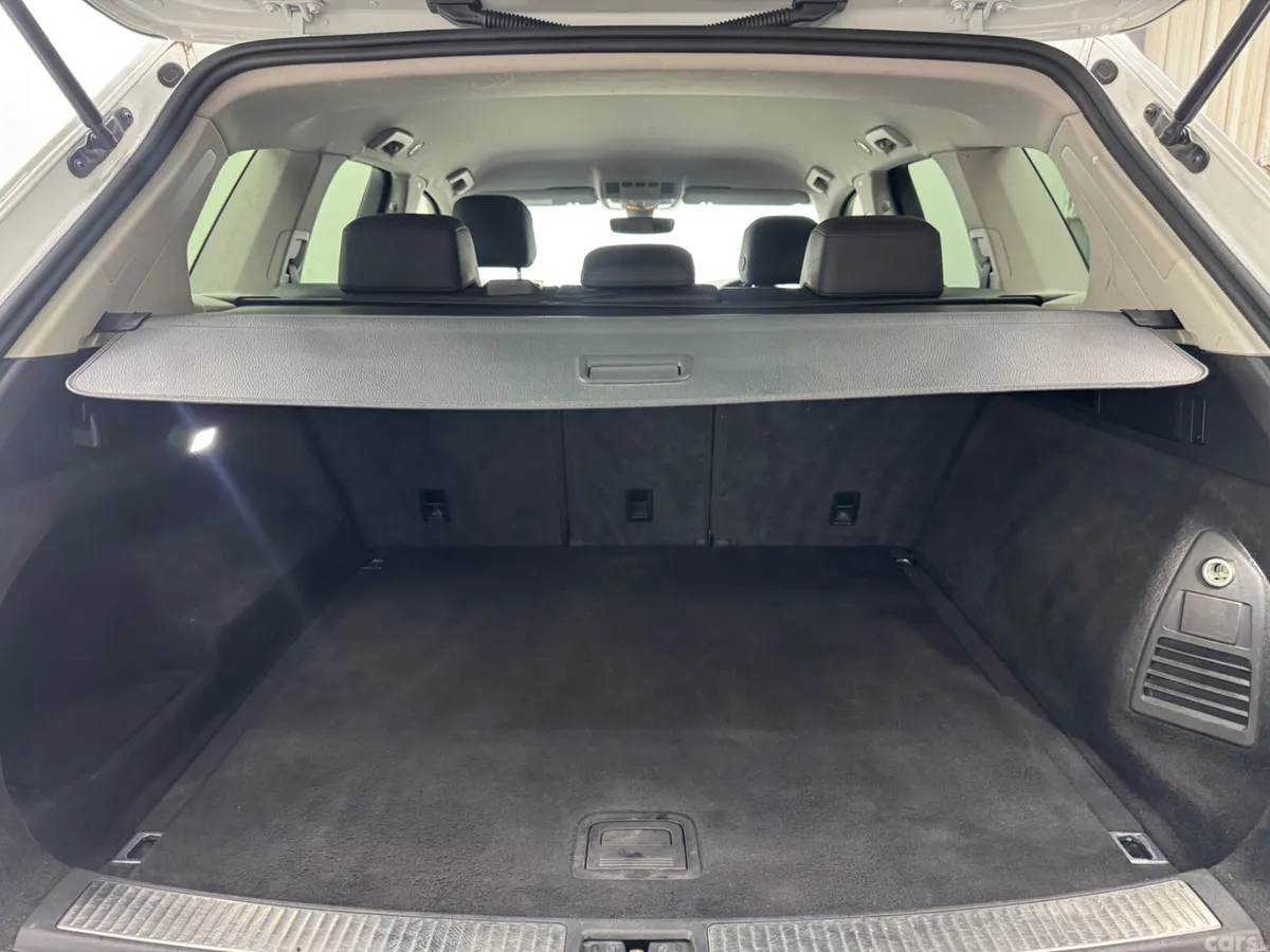 Volkswagen Touareg SUV, Diesel, 2019, White
