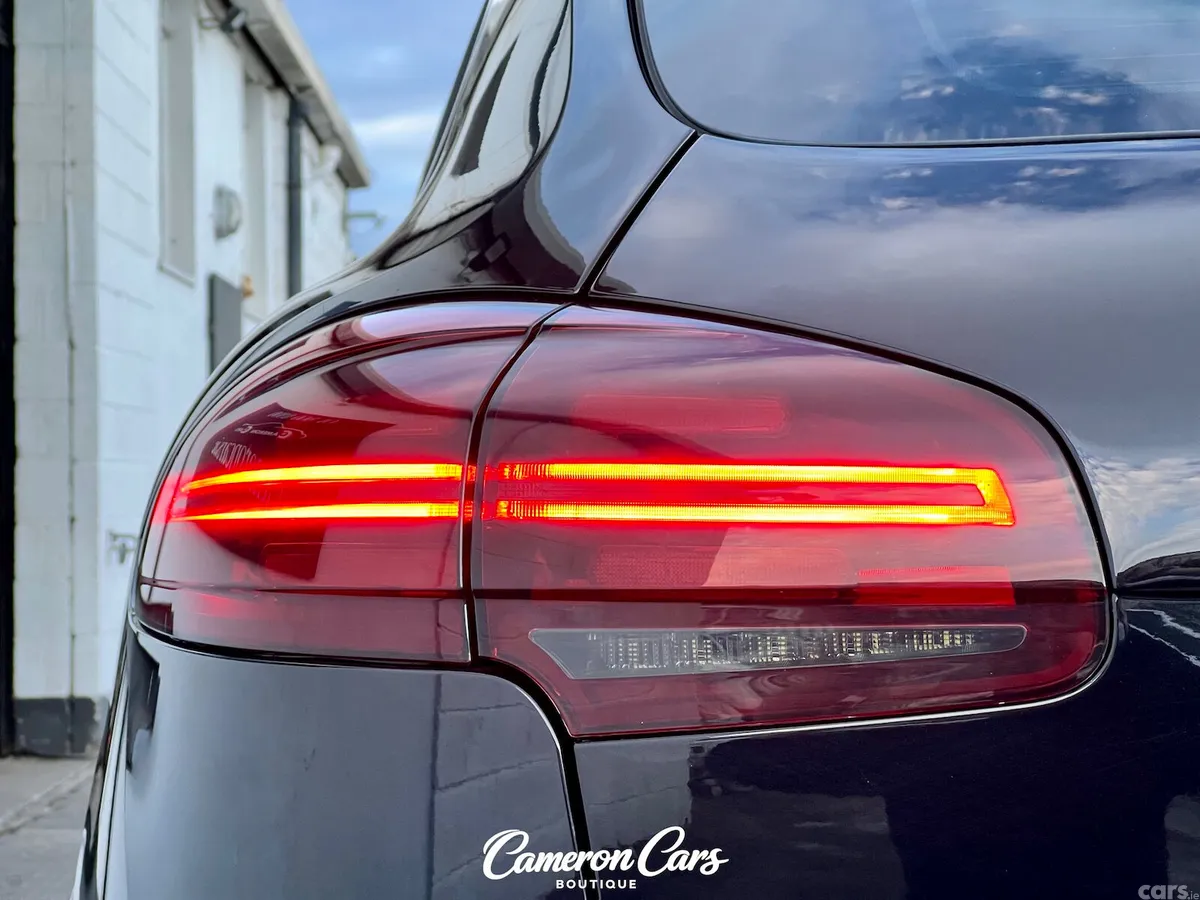 Porsche Cayenne SUV, Diesel, 2018, Black