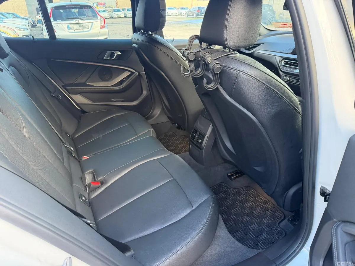 BMW 1-Series Hatchback, Diesel, 2021, White