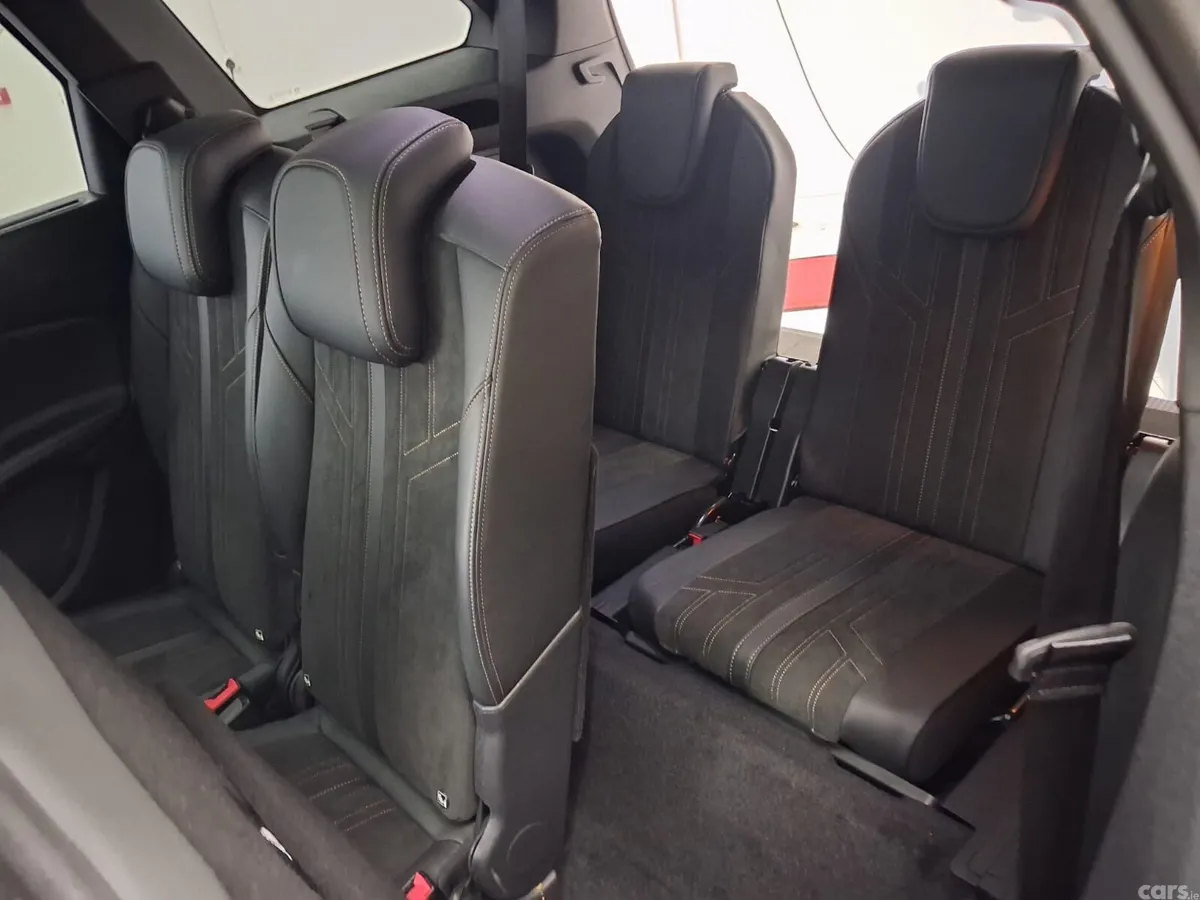 Peugeot 5008 SUV, Diesel, 2021, Blue