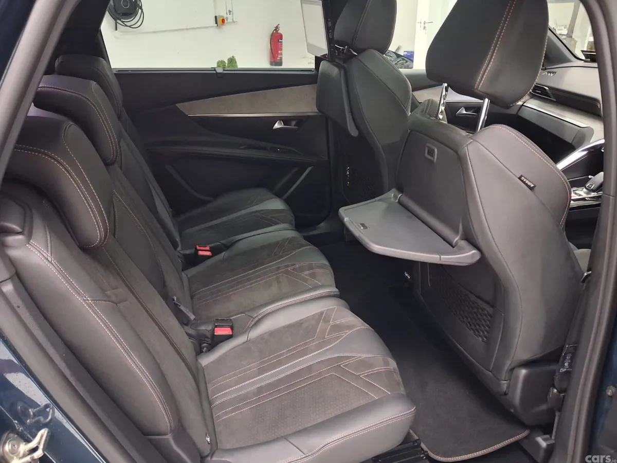 Peugeot 5008 SUV, Diesel, 2021, Blue