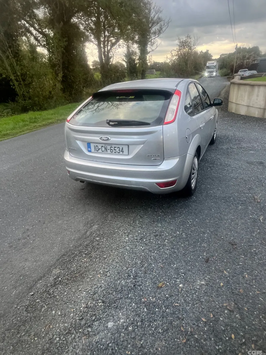 Ford Focus Hatchback, Diesel, 2010, Silver