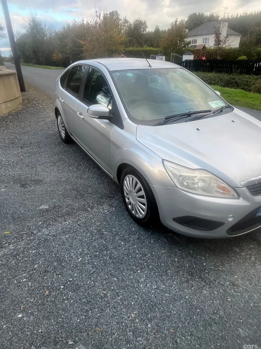 Ford Focus Hatchback, Diesel, 2010, Silver