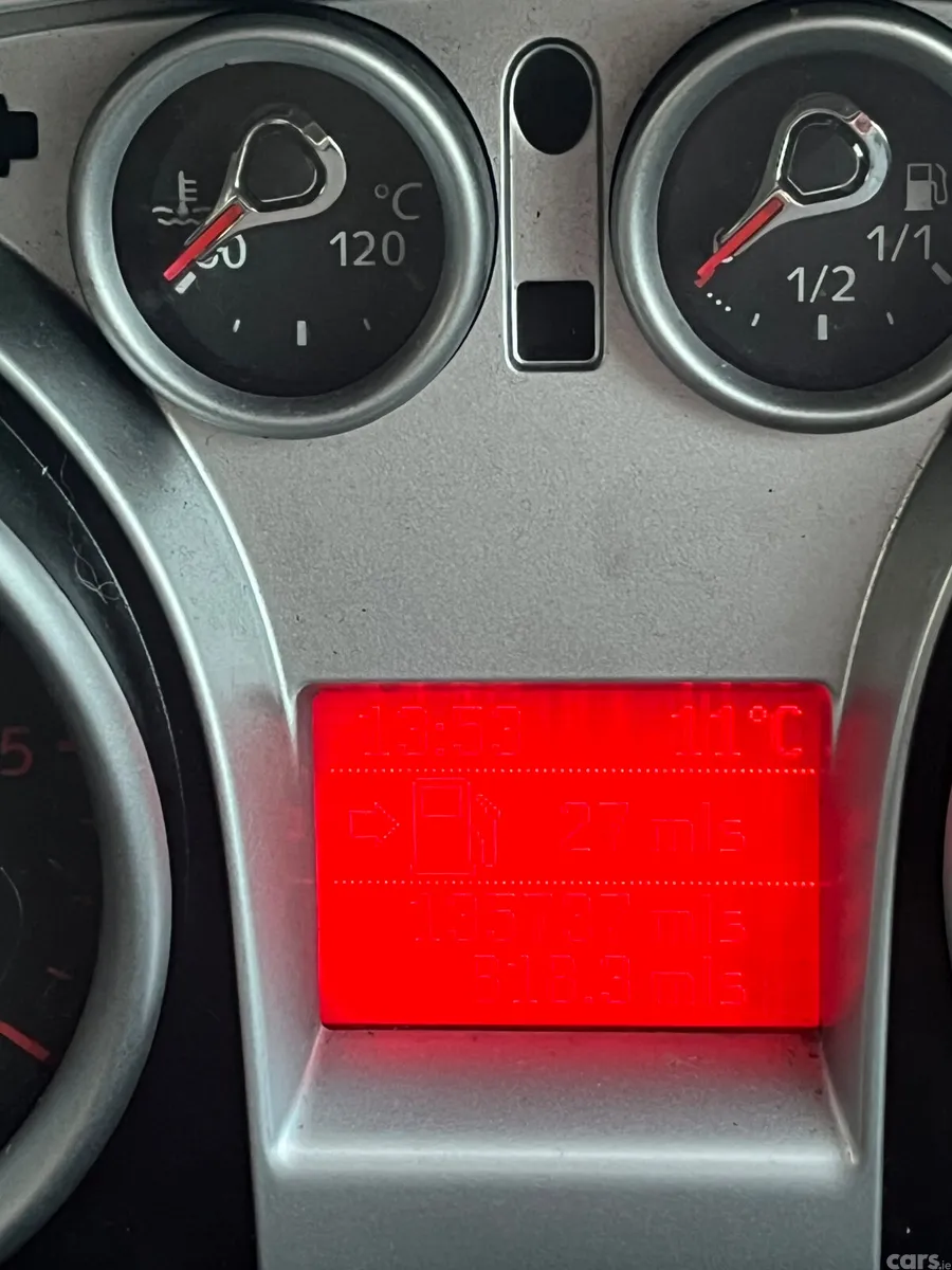 Ford Focus Hatchback, Diesel, 2010, Silver
