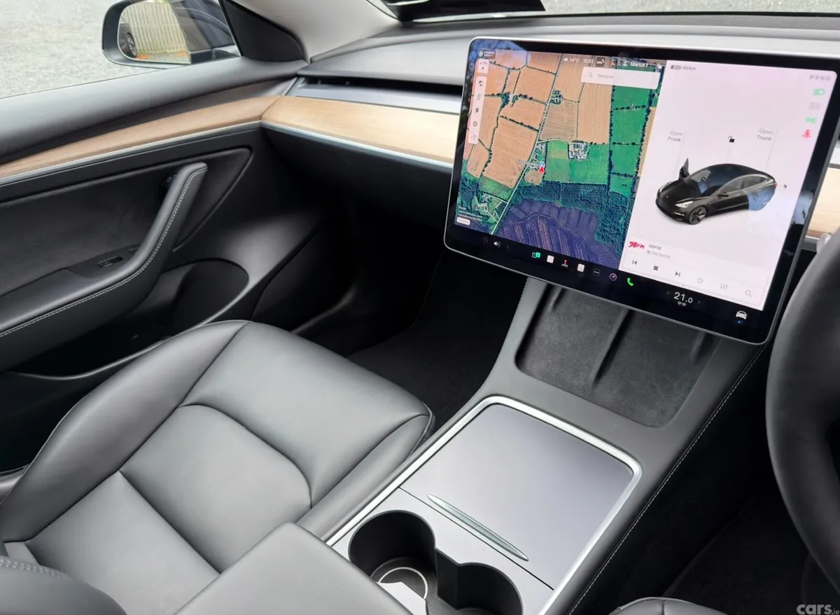 Tesla Model 3 Saloon, Electric, 2020, Black