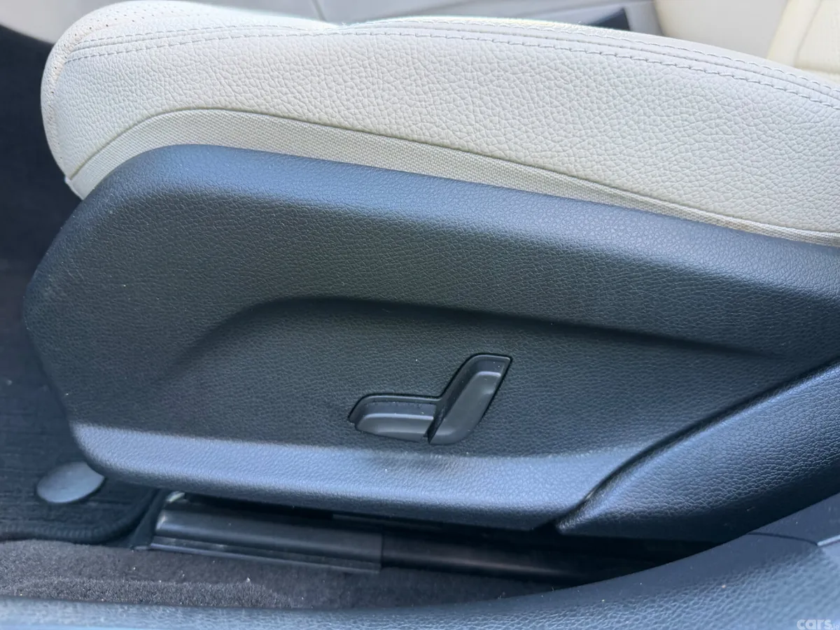 Mercedes-Benz C-Class Saloon, Petrol, 2018, Blue