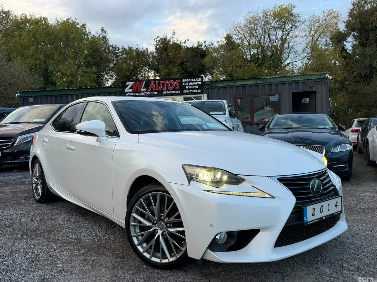 Lexus IS Saloon, Petrol Hybrid, 2014, White