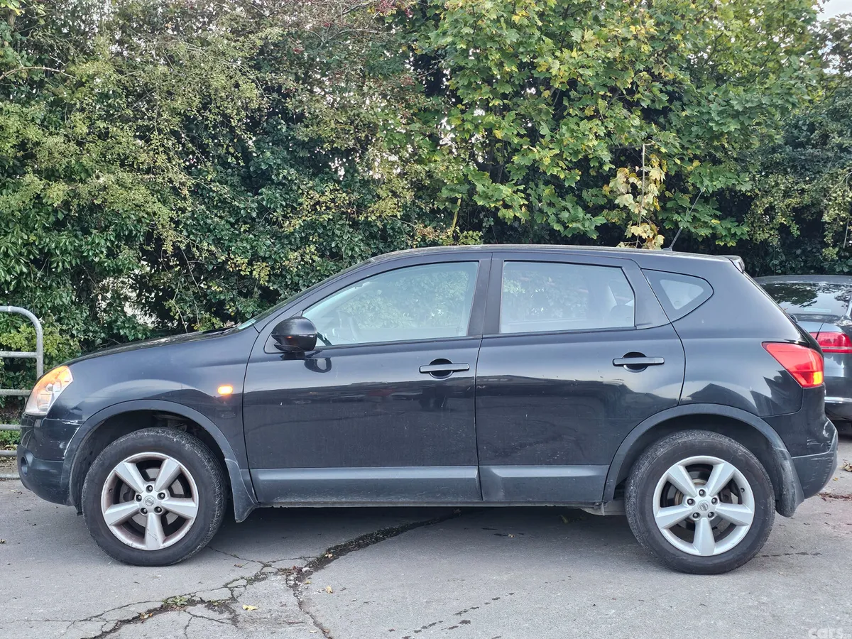 Nissan Qashqai Hatchback, Diesel, 2009, Black