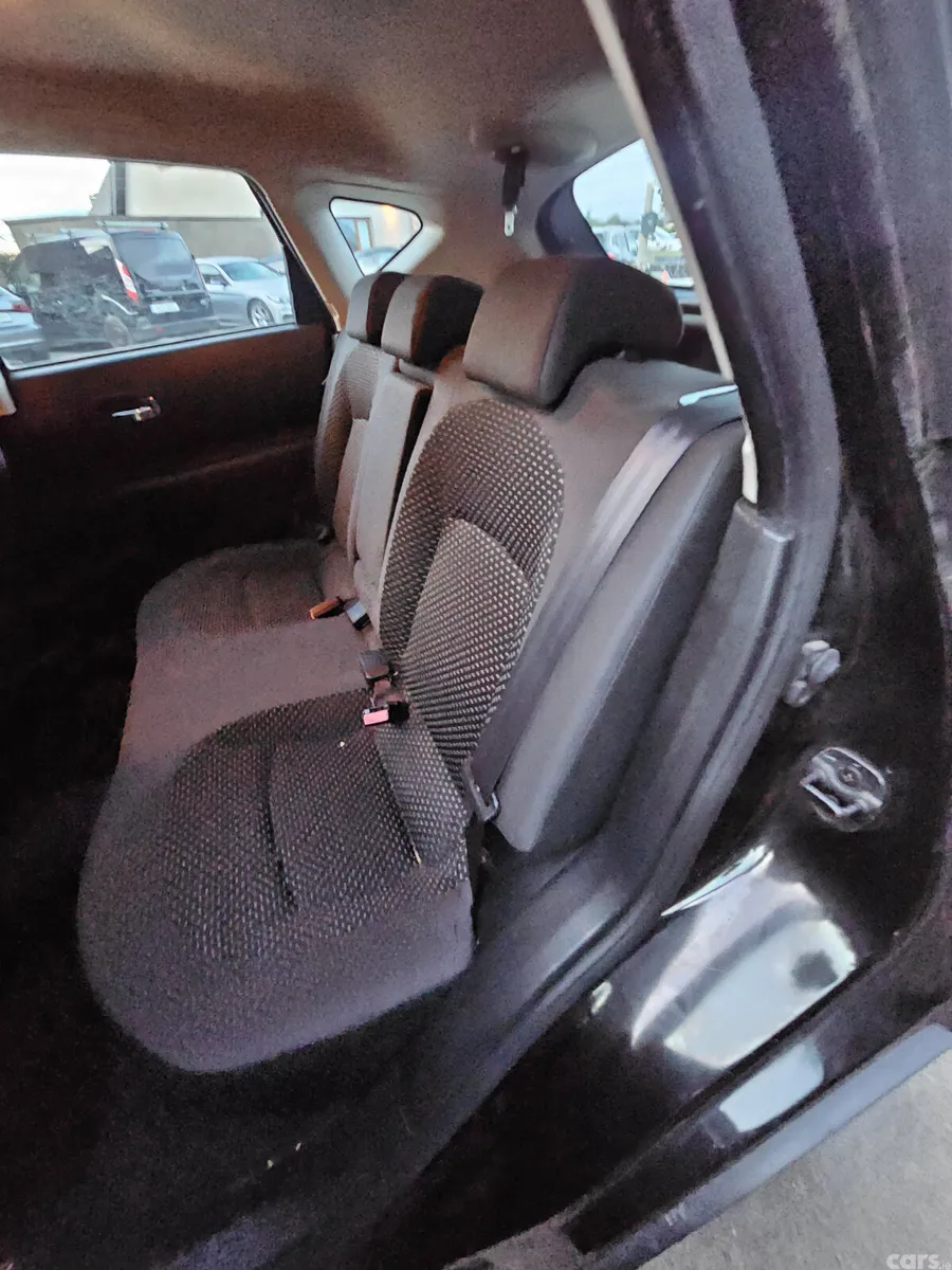 Nissan Qashqai Hatchback, Diesel, 2009, Black
