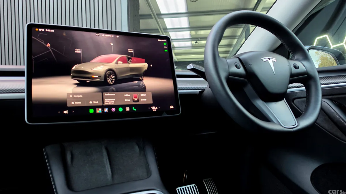 Tesla Model Y MPV, Electric, 2023, Black
