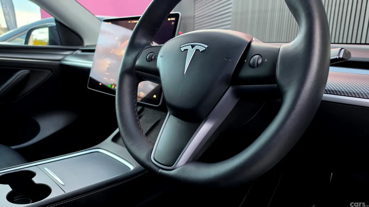 Tesla Model Y MPV, Electric, 2023, Black