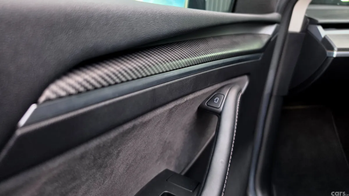 Tesla Model Y MPV, Electric, 2023, Black