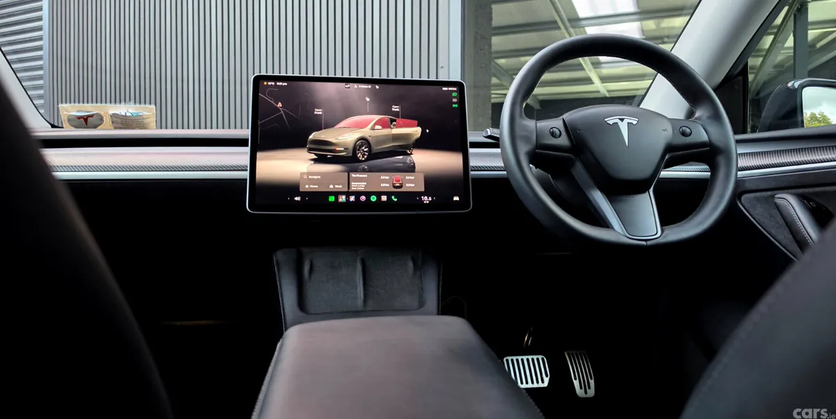 Tesla Model Y MPV, Electric, 2023, Black