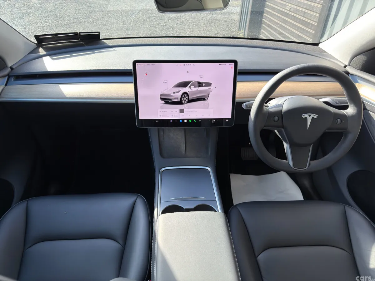 Tesla Model Y SUV, Electric, 2023, White