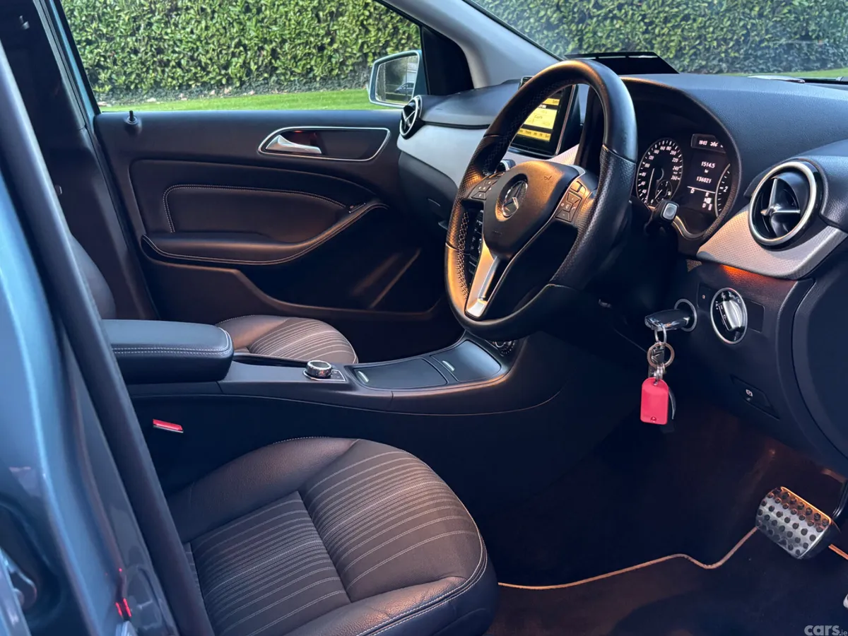 Mercedes-Benz B-Class MPV, Diesel, 2012, Blue