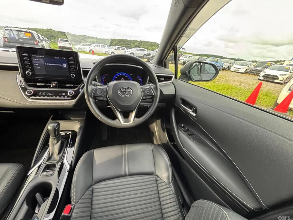 Toyota Corolla Hatchback, Petrol Hybrid, 2020, Grey