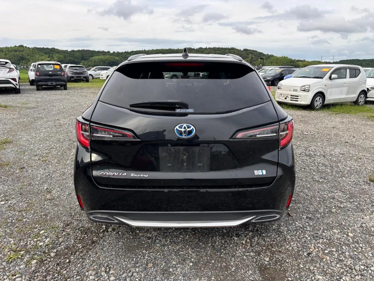 Toyota Corolla Estate, Petrol Hybrid, 2021, Black