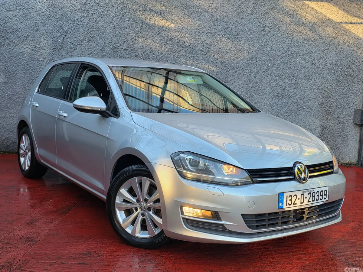 Volkswagen Golf Hatchback, Petrol, 2013, Silver