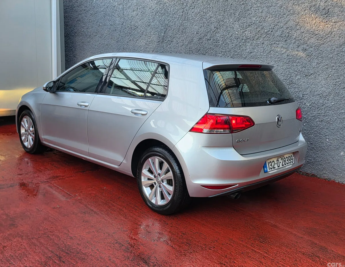 Volkswagen Golf Hatchback, Petrol, 2013, Silver