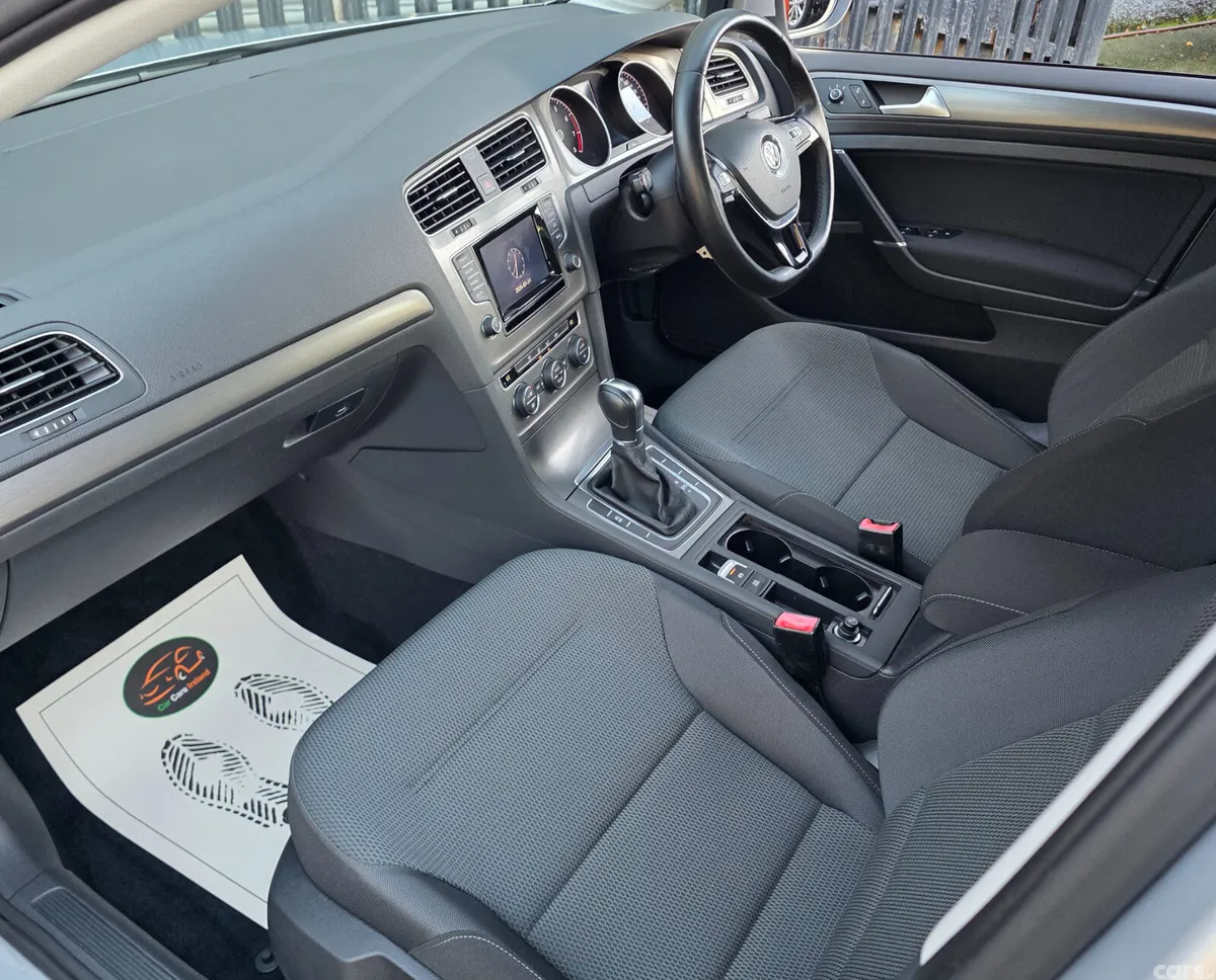 Volkswagen Golf Hatchback, Petrol, 2013, Silver