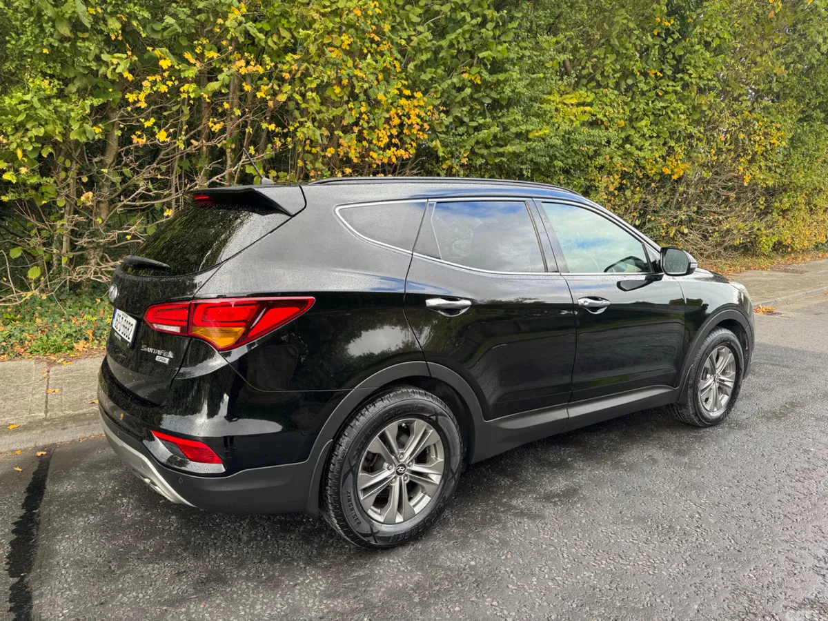 Hyundai Santa Fe SUV, Diesel, 2016, Black