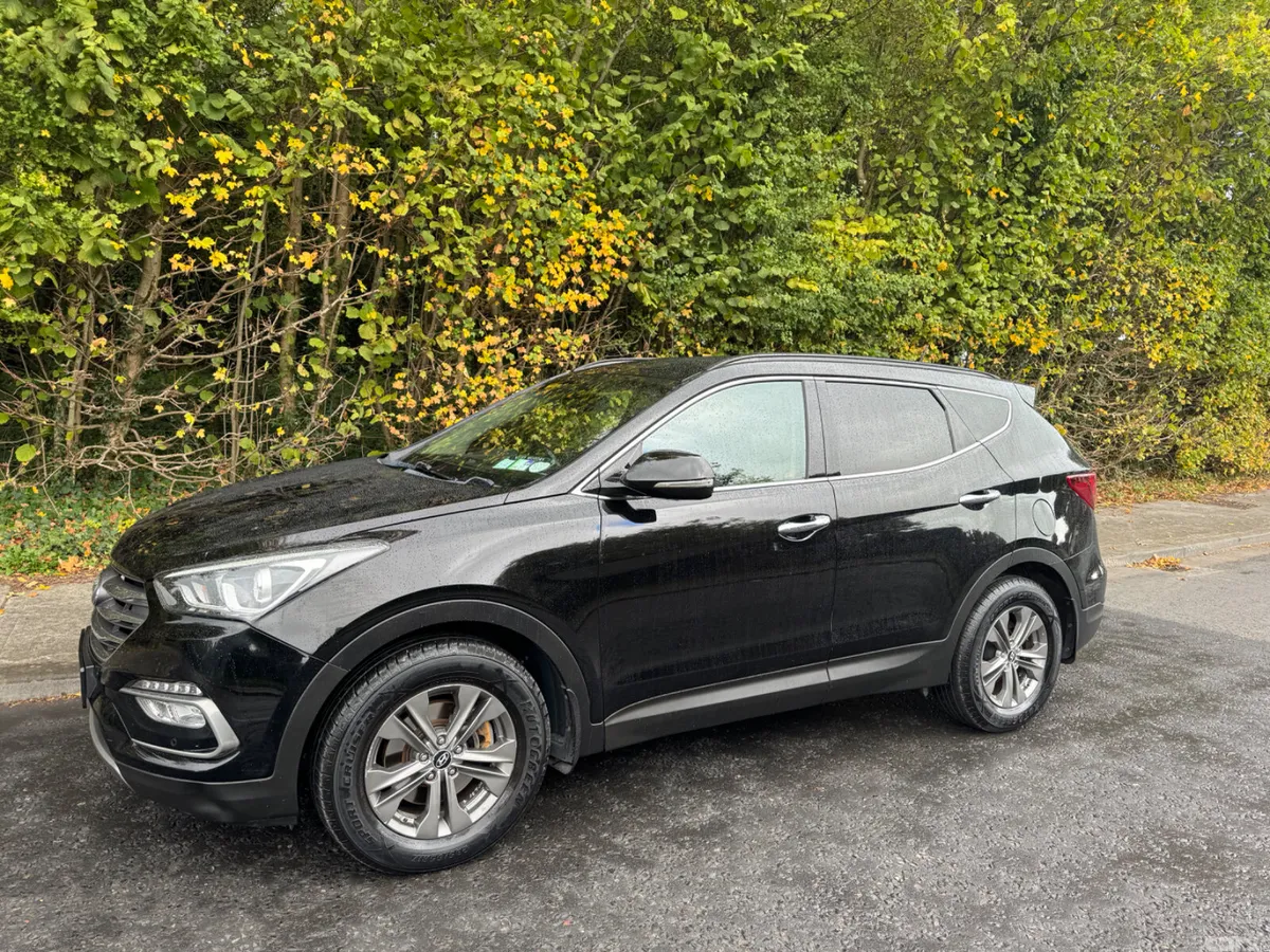 Hyundai Santa Fe SUV, Diesel, 2016, Black