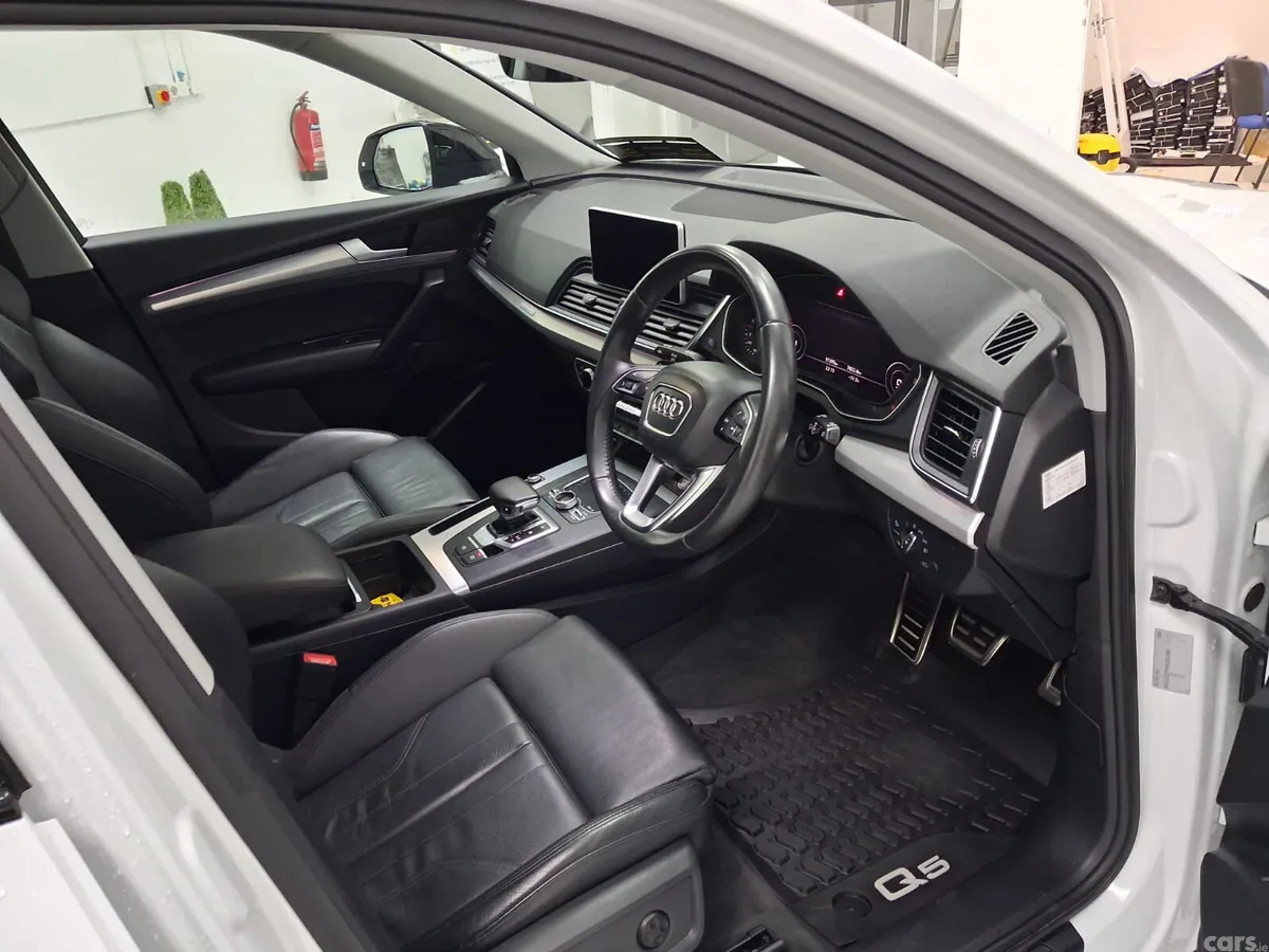 Audi Q5 Estate, Diesel, 2019, White