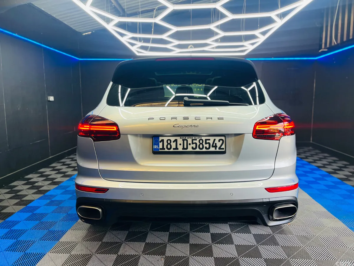 Porsche Cayenne SUV, Diesel, 2018, Silver