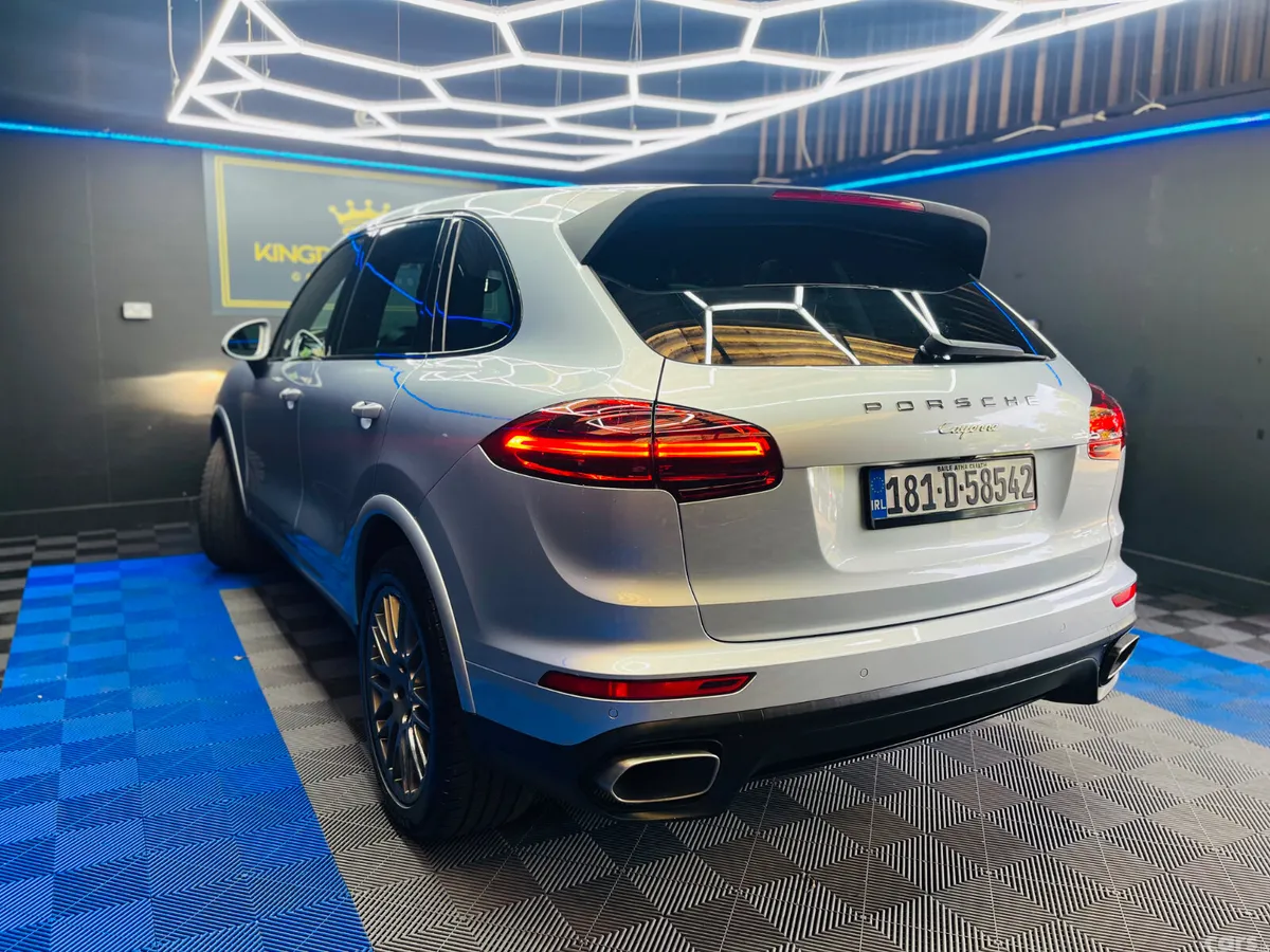 Porsche Cayenne SUV, Diesel, 2018, Silver