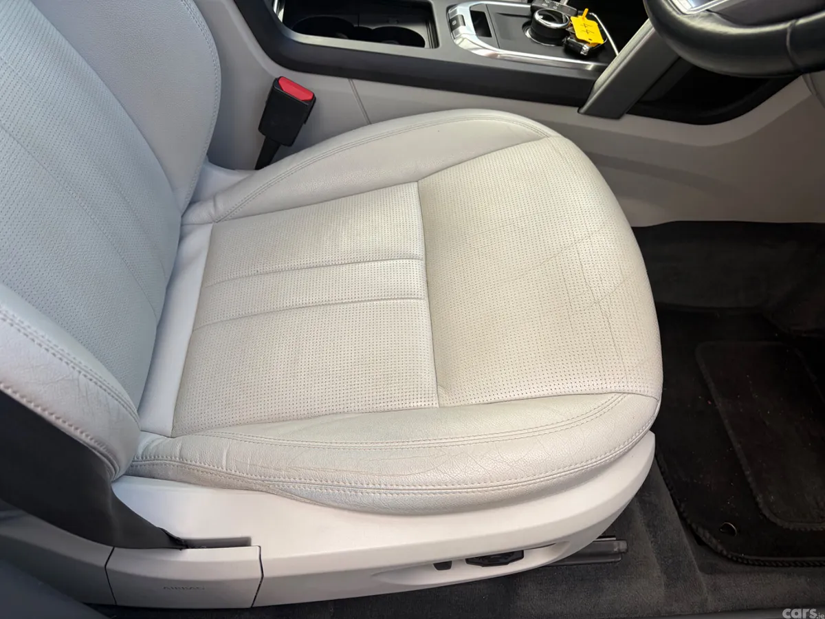 Land Rover Discovery Sport SUV, Diesel, 2019, Grey