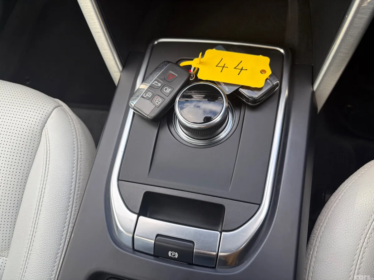 Land Rover Discovery Sport SUV, Diesel, 2019, Grey