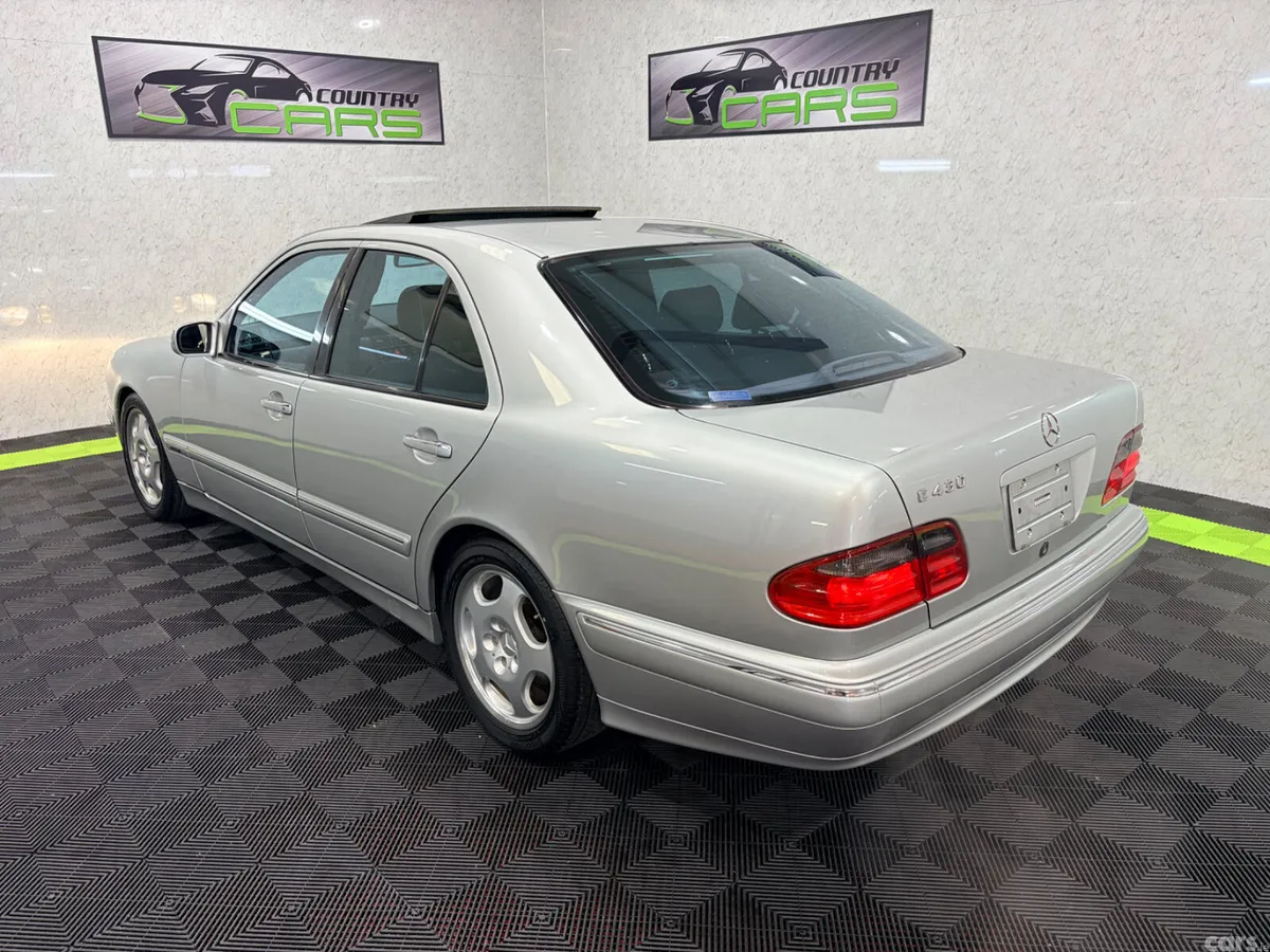 Mercedes-Benz E-Class Saloon, Petrol, 2001, Silver