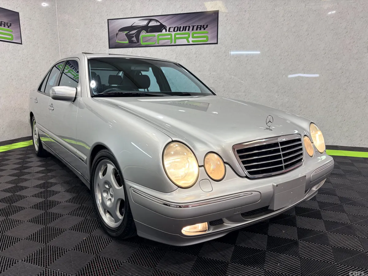 Mercedes-Benz E-Class Saloon, Petrol, 2001, Silver