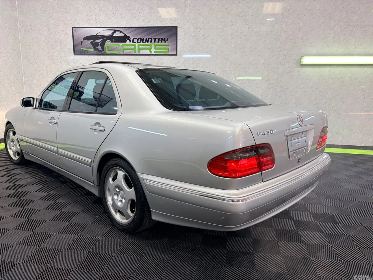 Mercedes-Benz E-Class Saloon, Petrol, 2001, Silver