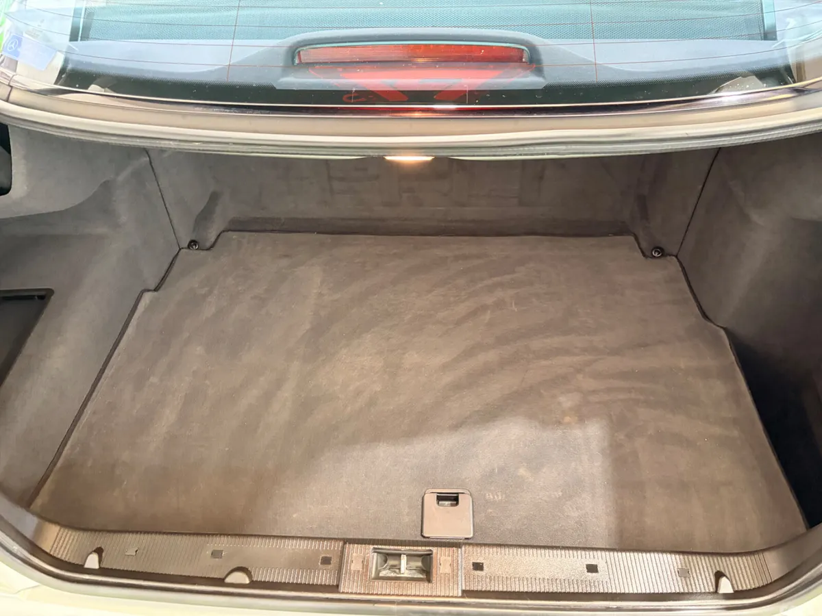 Mercedes-Benz E-Class Saloon, Petrol, 2001, Silver