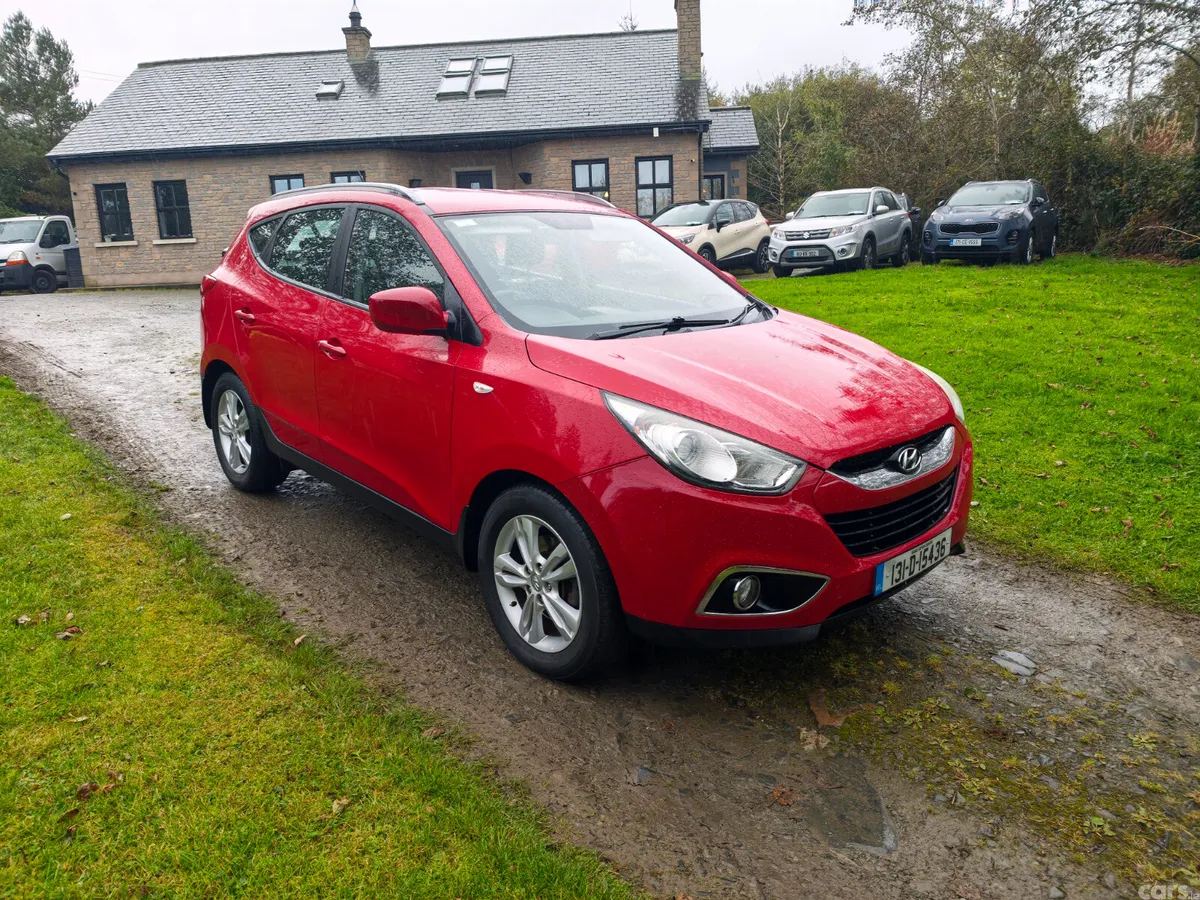 Hyundai ix35 SUV, Diesel, 2013, Red