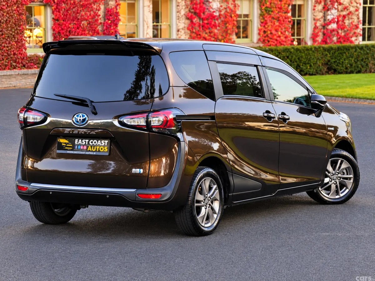 Toyota Sienta MPV, Petrol Hybrid, 2019, Brown
