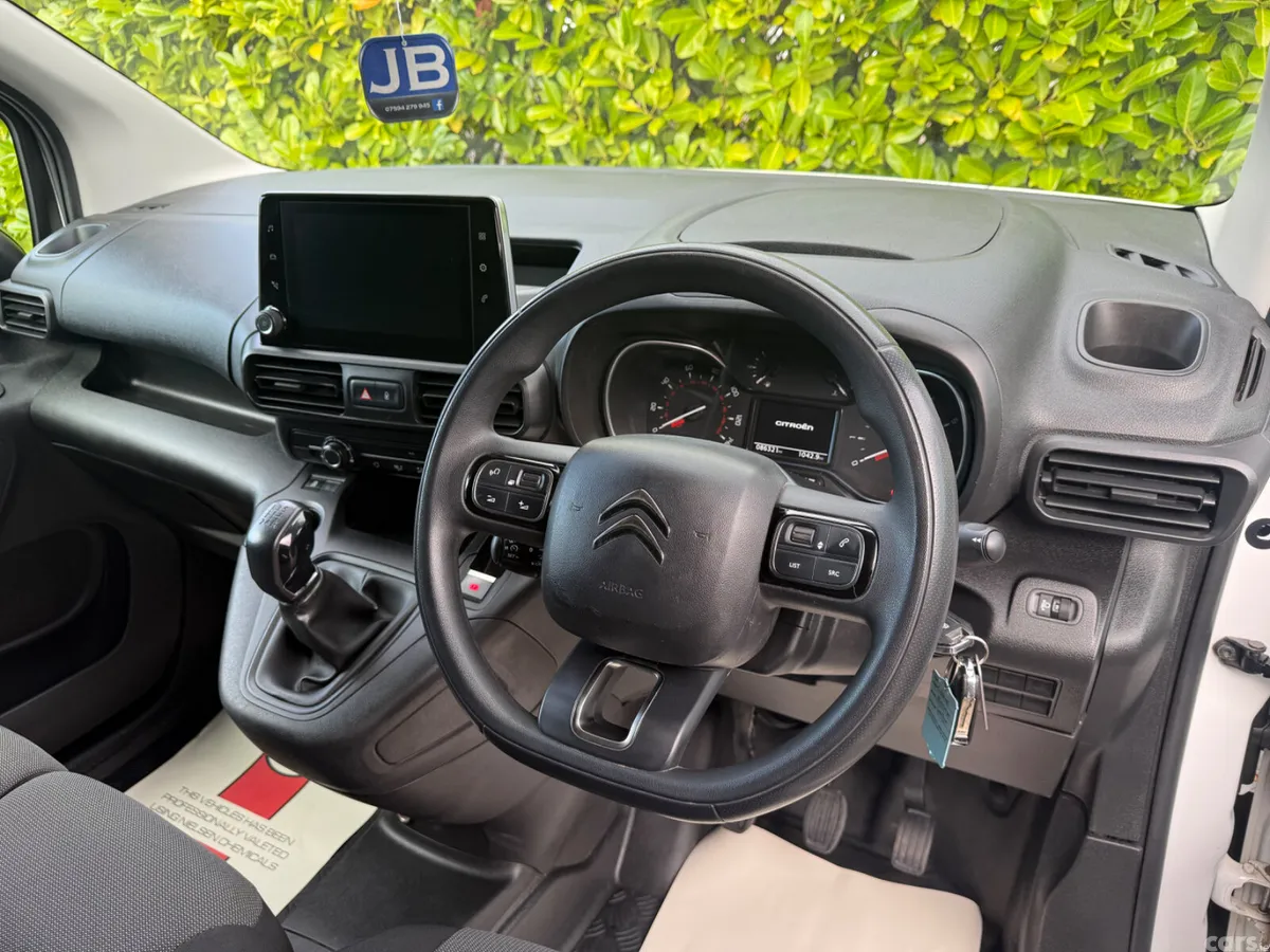 Citroen Berlingo MPV, Diesel, 2019, White