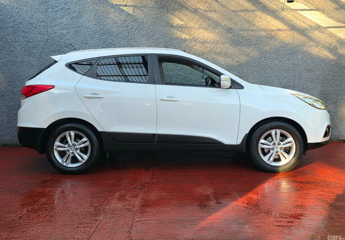 Hyundai ix35 SUV, Diesel, 2012, White