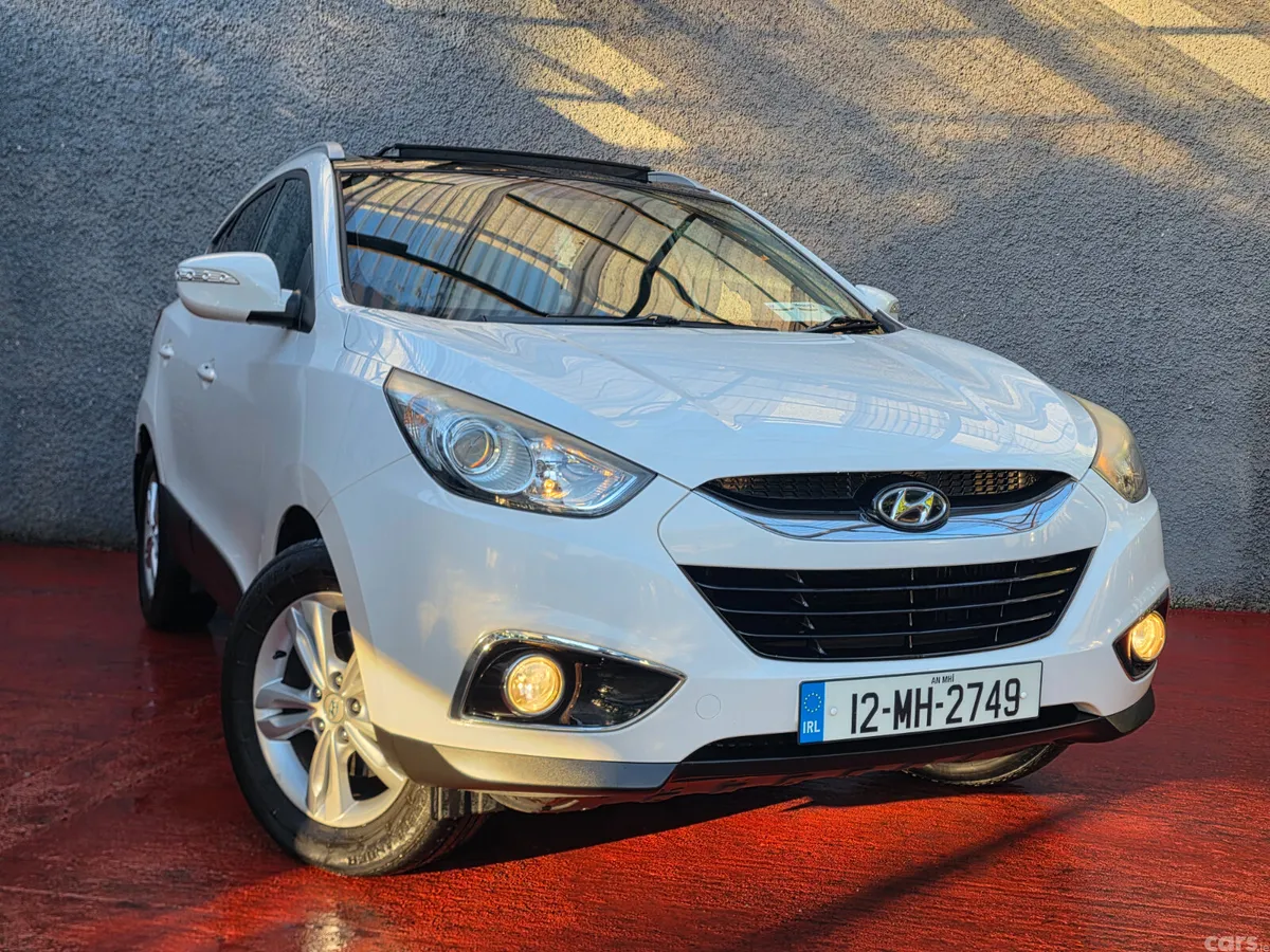 Hyundai ix35 SUV, Diesel, 2012, White